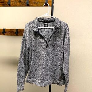 avia womens pullover white & black size 12/14